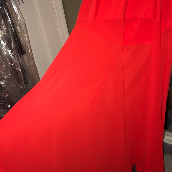 BCBG MAXAZRIA Bright Red Sheer Gown - Picture 3 of 6
